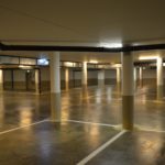 Nystädat garage med linjemålning utfört av Coreclean.